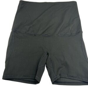 Daisity full belly maternity bike shorts‎ size L.  Nice thick soft brush fabric
